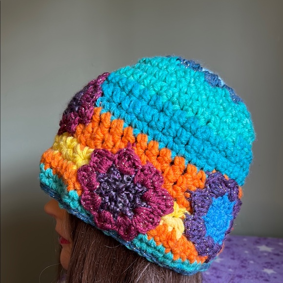 Colorful Crochet Beanie Hat medium acrylic yarn with sparkles new - Picture 7 of 7